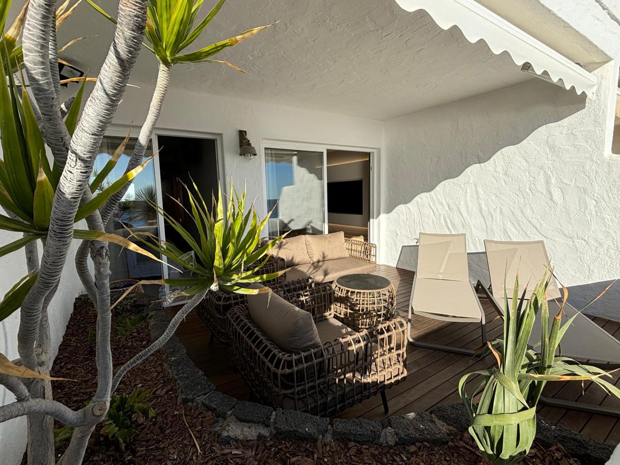 Costa Teguise Luxury First Line Apartment Exterior foto